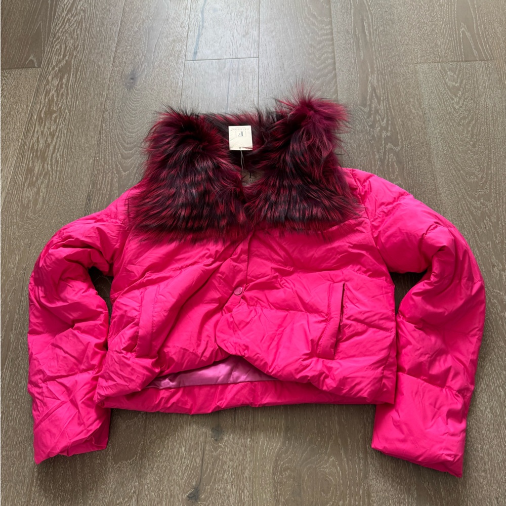 Frisson Fuchsia Puff Jacket with Faux Fur Collar